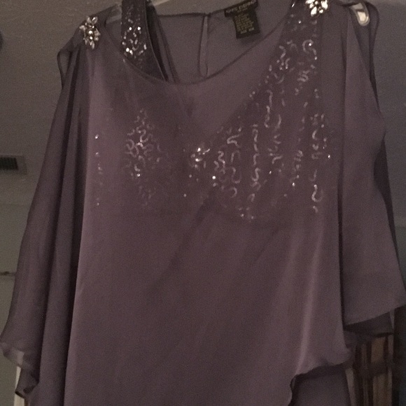 Mother of the bride gown - Picture 3 of 8